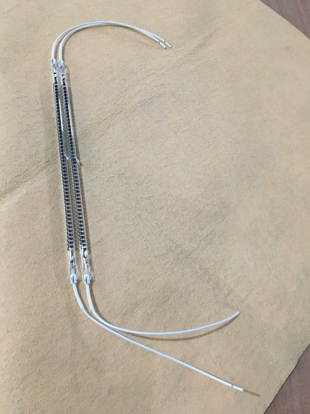 2500w 1260mm clear carbon fiber heating lamp